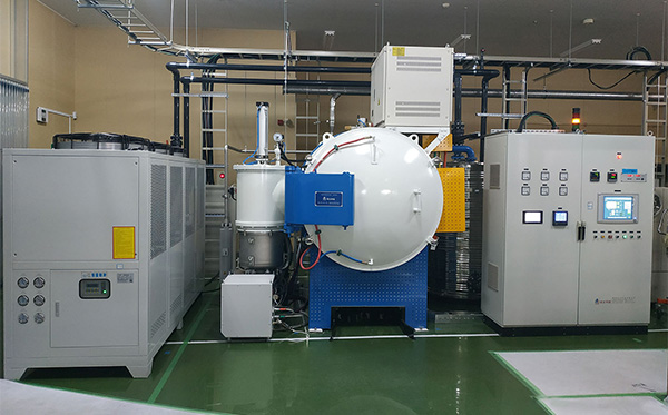 氮化铝真空烧结炉 (1).jpg
